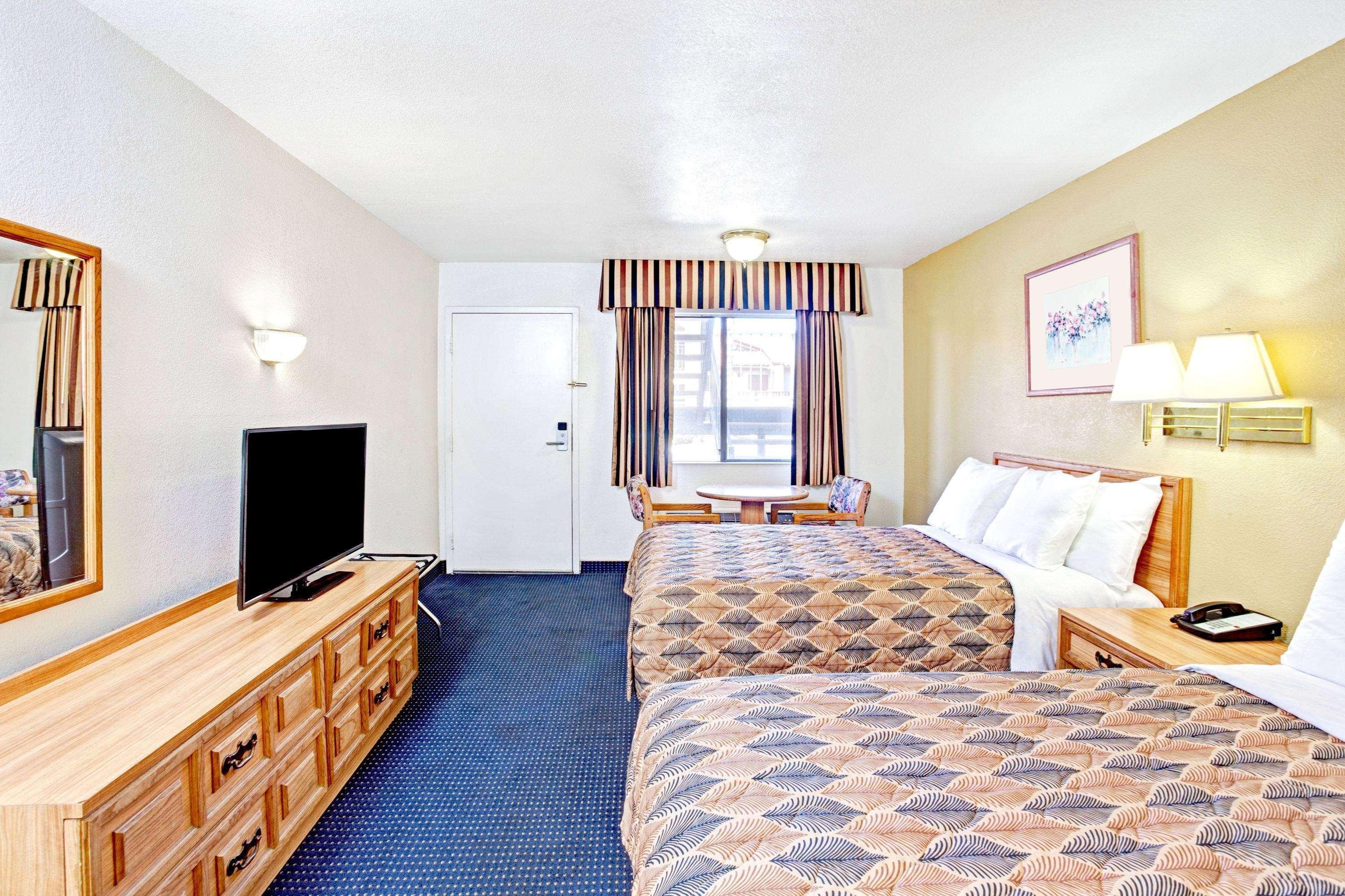 Travelodge By Wyndham Banning Casino And Outlet Mall מראה חיצוני תמונה