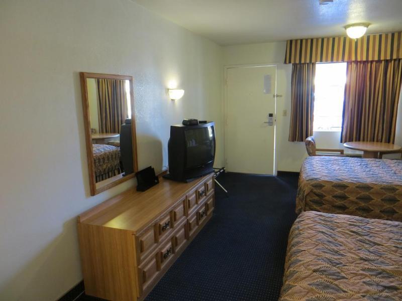 Travelodge By Wyndham Banning Casino And Outlet Mall מראה חיצוני תמונה